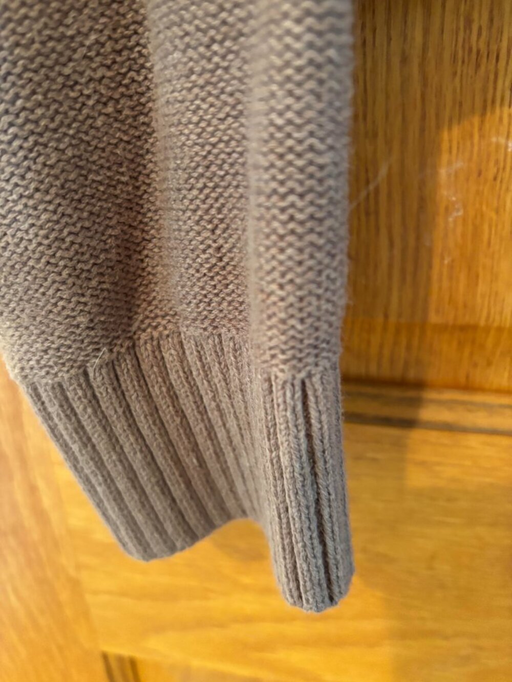 QUINCE 100% COTTON BROWN CARDIGAN MEDIUM - Picture 3 of 4